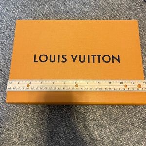 Louis Vuitton box